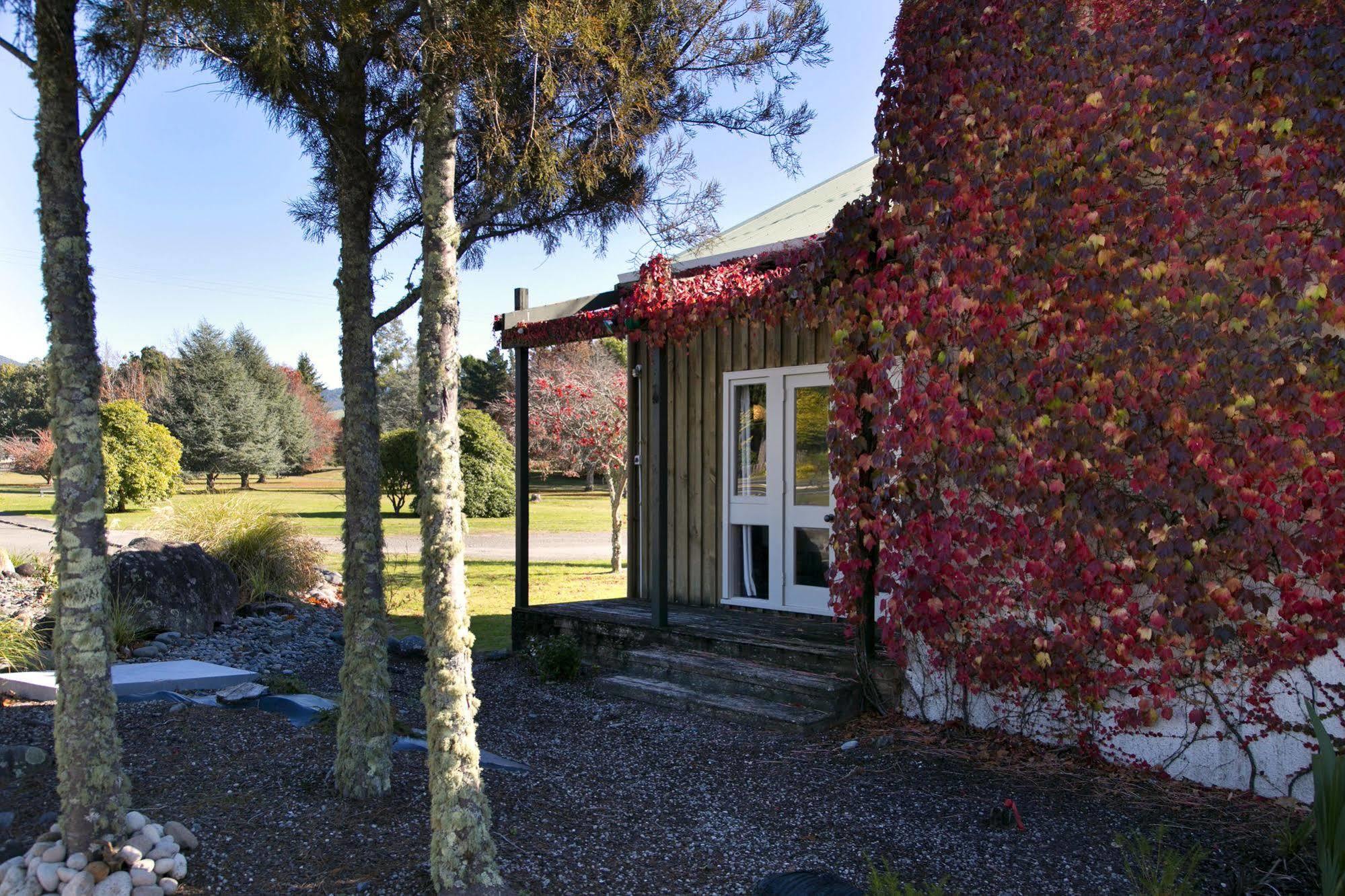 Turangi Bridge Motel Exterior foto